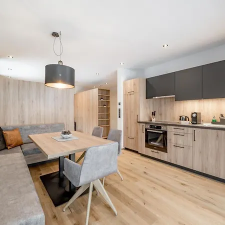 Falkners Five * Oetz