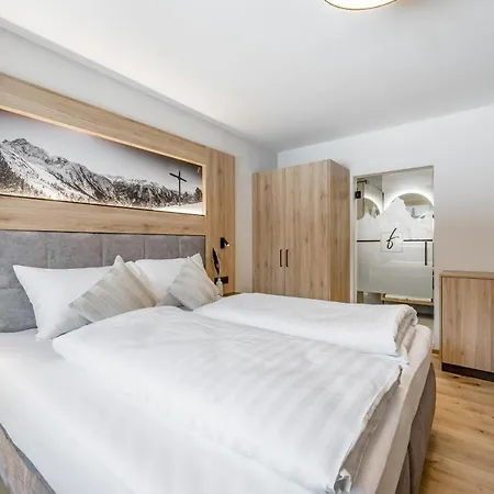 Falkners Five Apartment Oetz