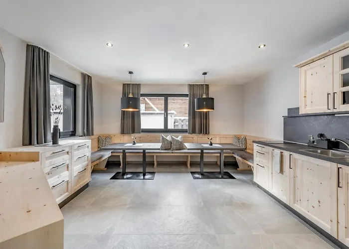 Falkners Five Апартаменты